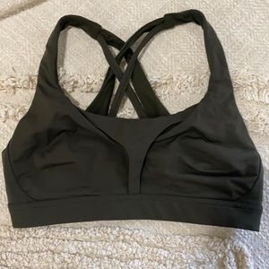 Lululemon sports bra